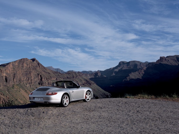 Fonds d'cran Voitures Porsche 911 Carrera Cabriolet