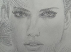 Fonds d'cran Art - Crayon Adriana Lima