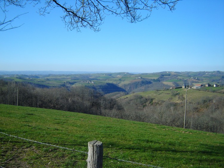 Fonds d'cran Nature Champs - Prairies Vue lointaine