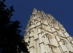 Wallpapers Constructions and architecture la tour de beurre de la cathdrale de Rouen sous un ciel bleu azur