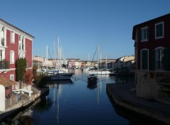 Fonds d'cran Bateaux le voilier vogue paisiblement