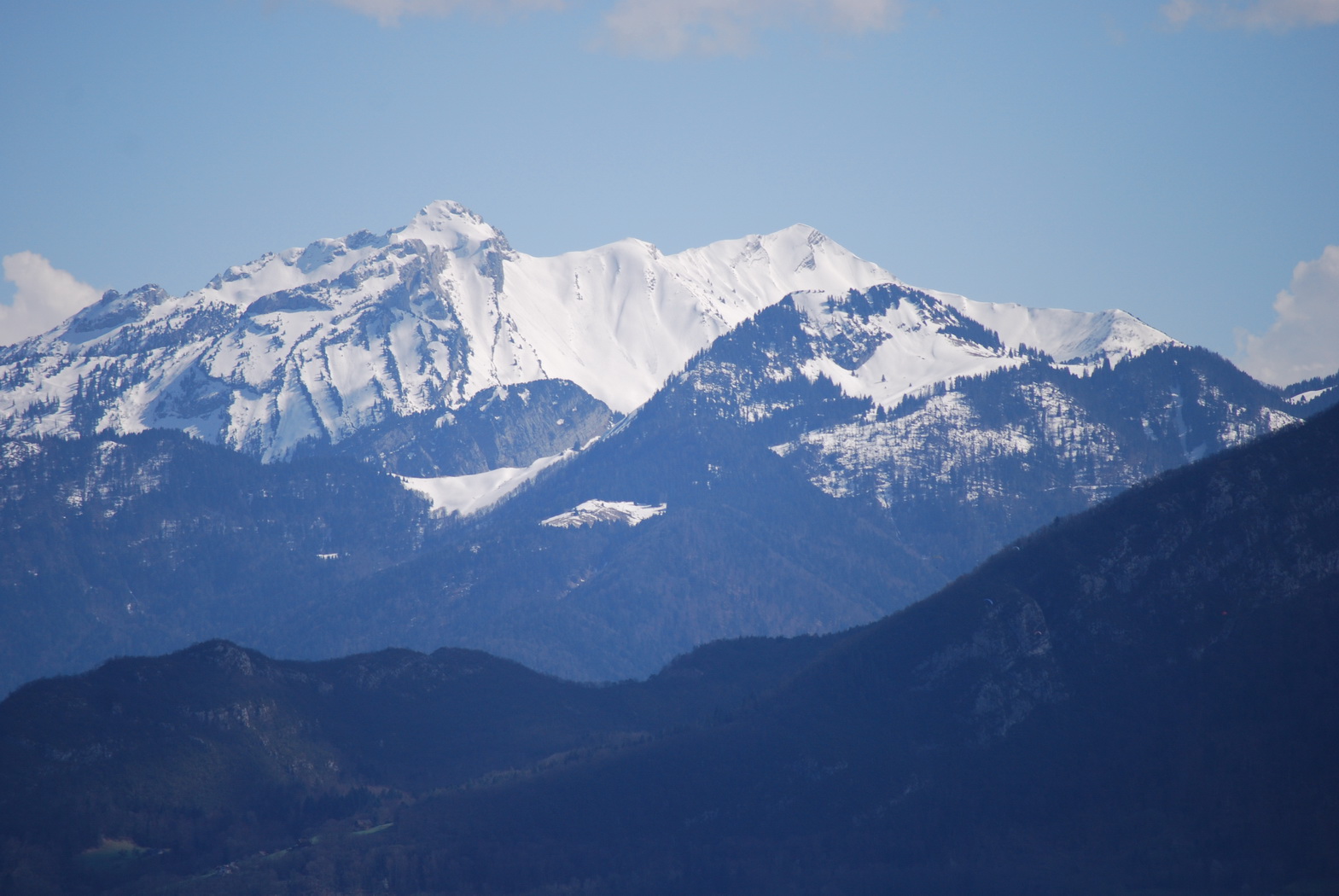 Wallpapers Nature Mountains neige au loin