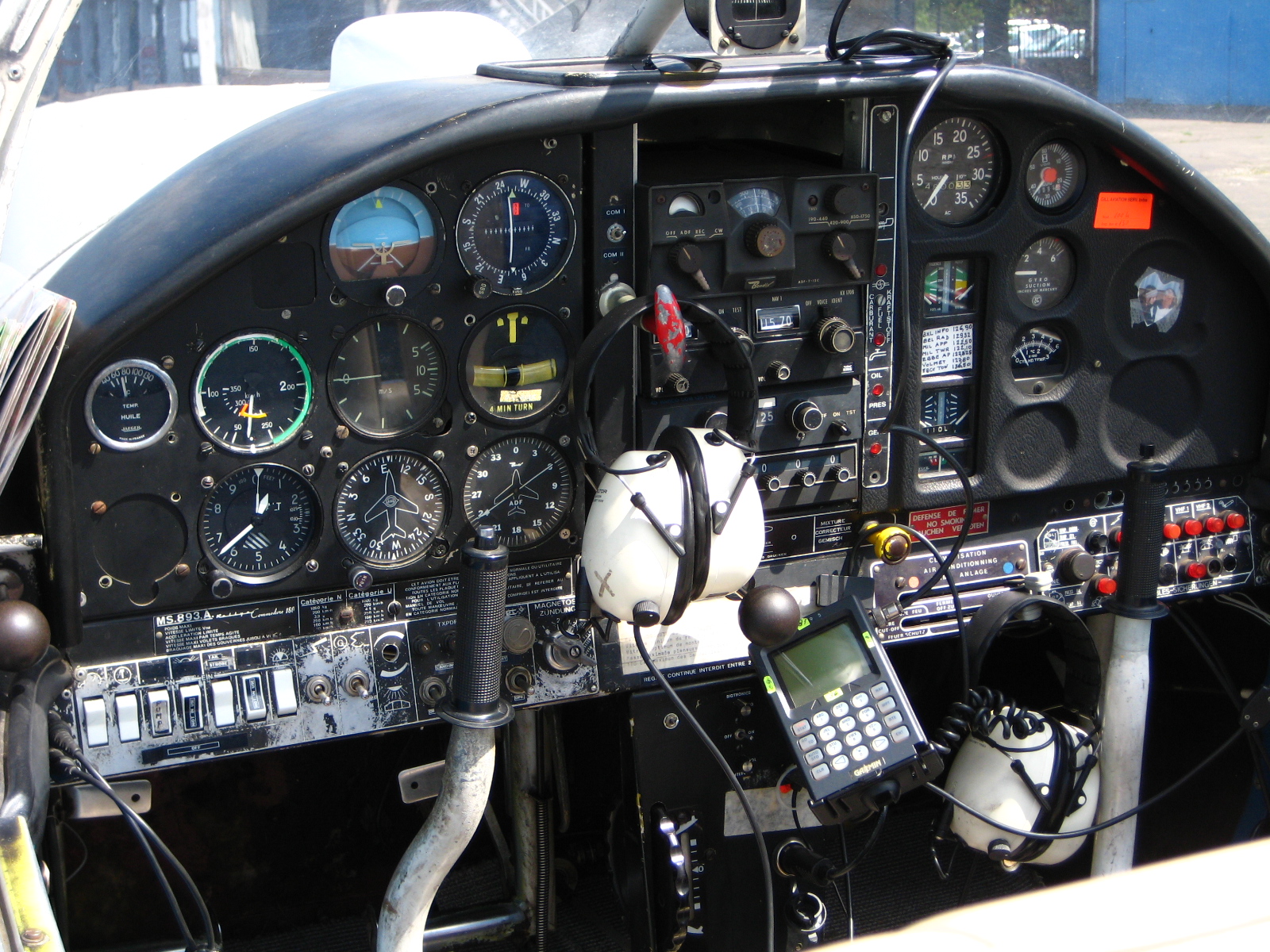 Wallpapers Planes Private airplanes Cockpit MS 893