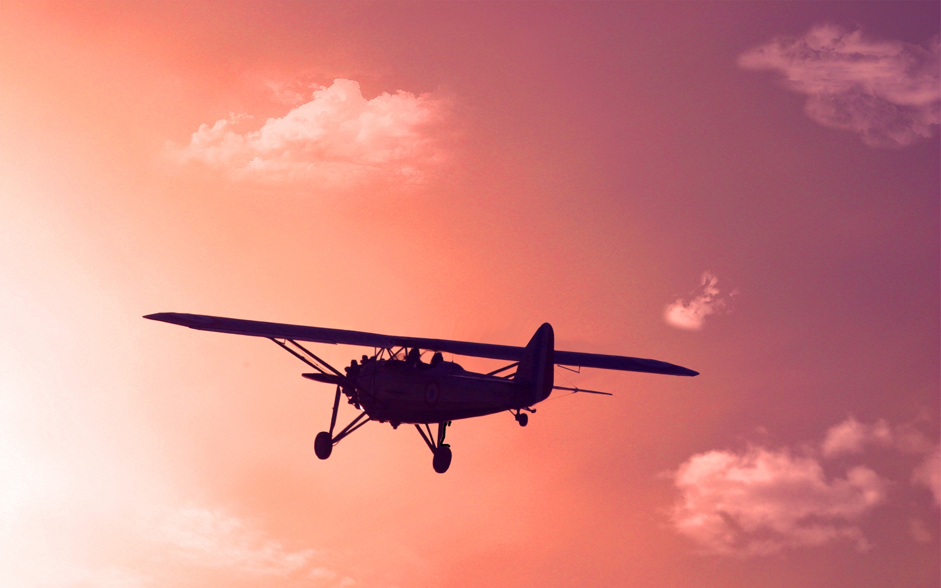 Fonds d'cran Avions Avions privs over the sky