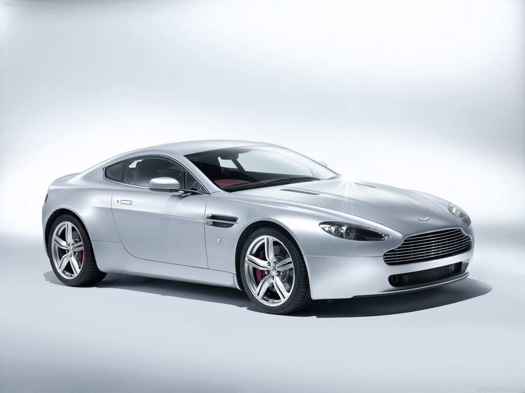 Fonds d'cran Voitures Aston Martin Aston Martin V8 Vantage (2009)