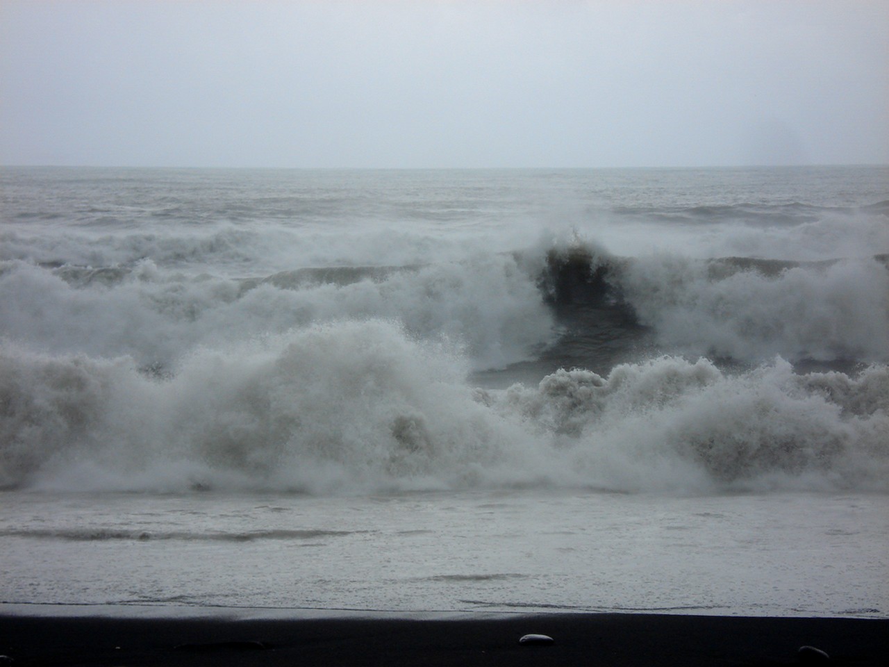 Fonds d'cran Nature Mers - Ocans - Plages En furie