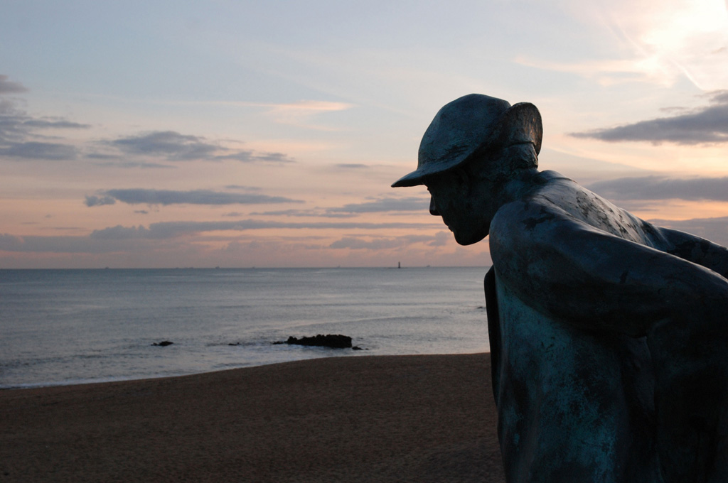 Wallpapers Constructions and architecture Statues - Monuments Mr HULOT