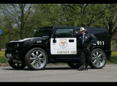 Fonds d'cran Voitures Voiture de Police Hummer