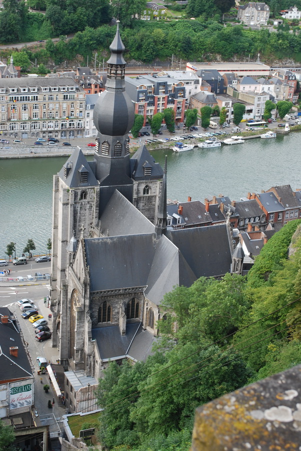 Fonds d'cran Voyages : Europe Belgique Cathdrale de Dinant, Belgique