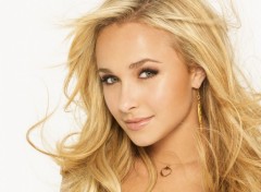 Fonds d'cran Clbrits Femme Hayden Panettiere