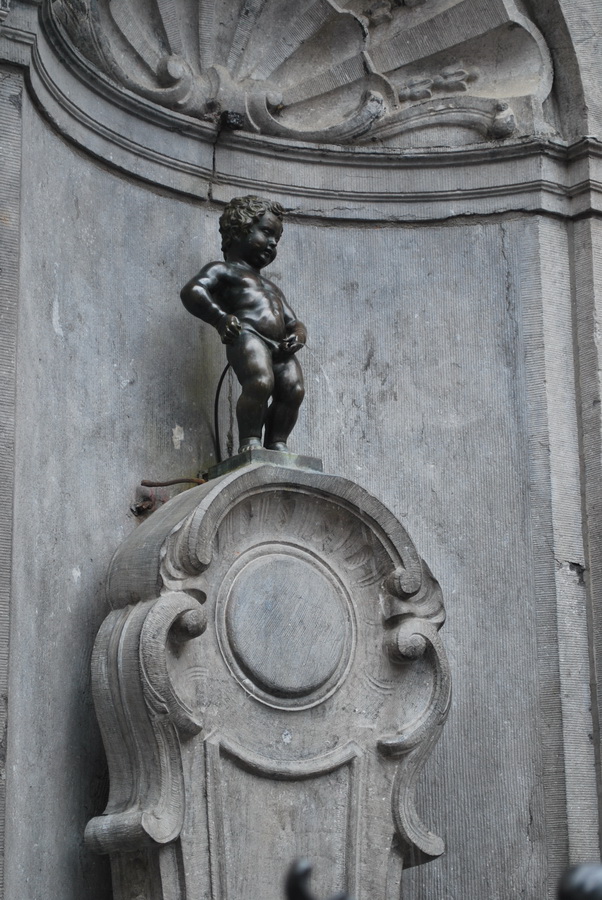 Fonds d'cran Constructions et architecture Statues - Monuments MANNEKEN-PIS