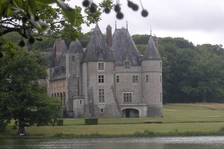 Fonds d'cran Constructions et architecture Chteaux - Palais le chteau de la Verrerie dans le Cher