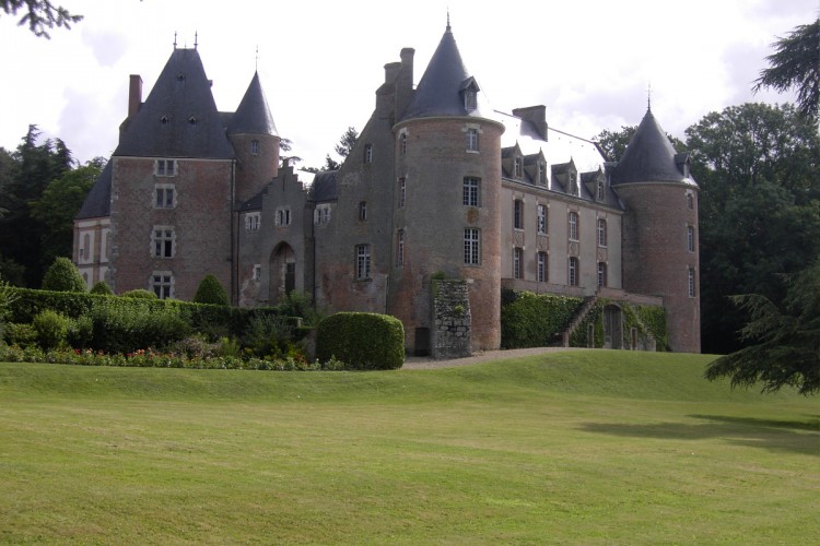 Fonds d'cran Constructions et architecture Chteaux - Palais le chteau de Blancafort dans le cher