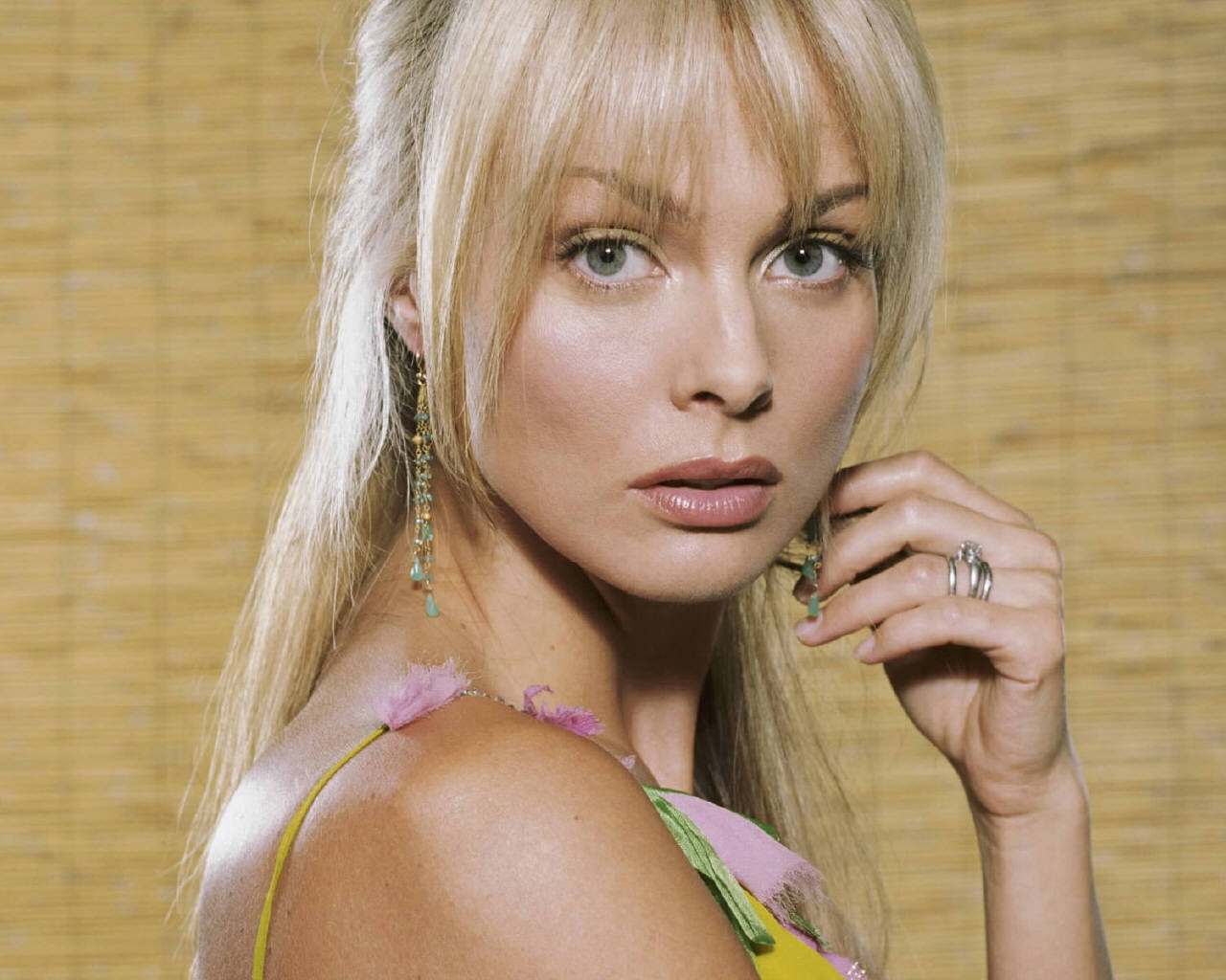 Fonds d'cran Clbrits Femme Izabella Scorupco 