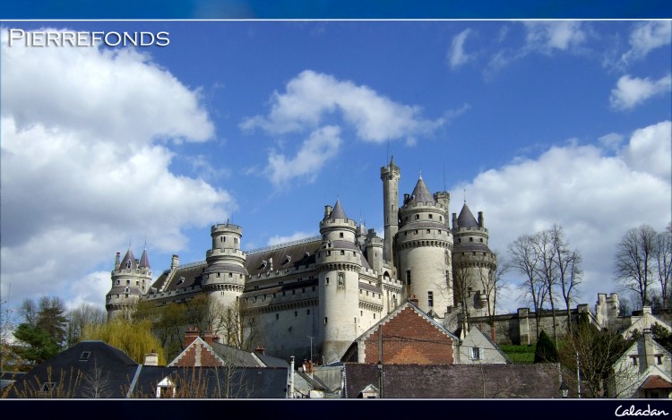 Fonds d'cran Constructions et architecture Chteaux - Palais Pierrefonds