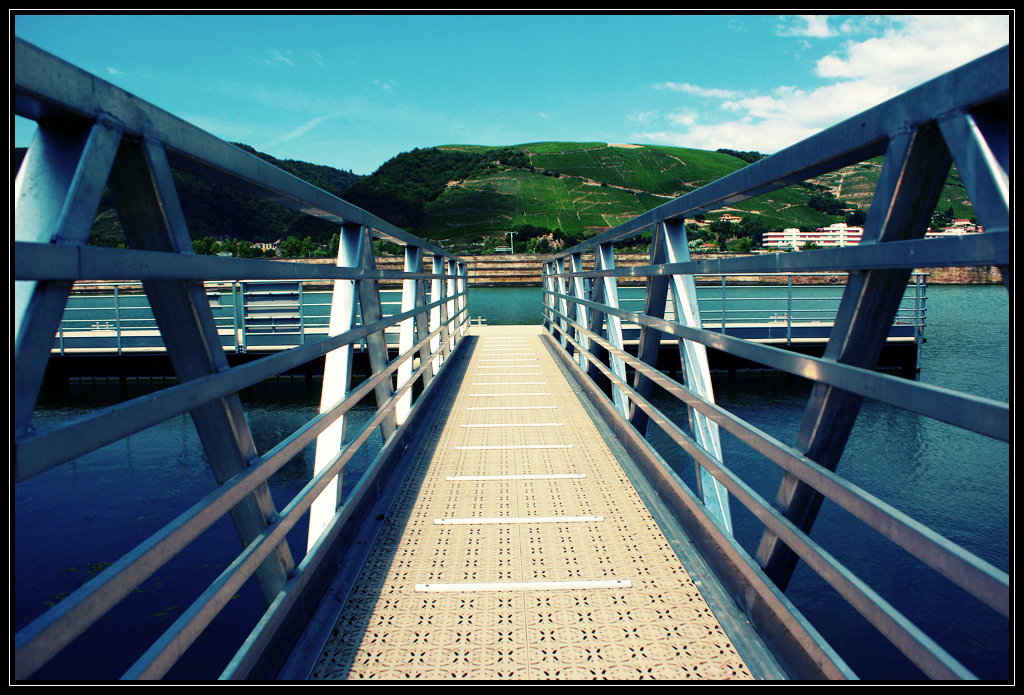 Wallpapers Constructions and architecture Harbours - Docks Passerelle sur le Rhne