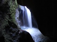 Fonds d'cran Nature La grotte des nymphes