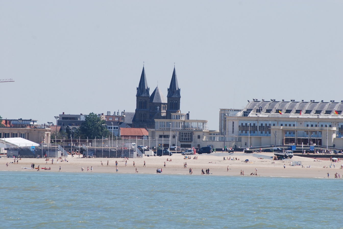 Fonds d'cran Voyages : Europe Belgique Plage d'Ostende vu de la mer du nord