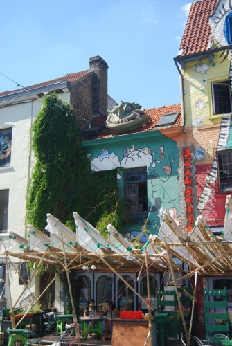 Fonds d'cran Voyages : Europe Belgique Facade d'un restaurant  Ostende