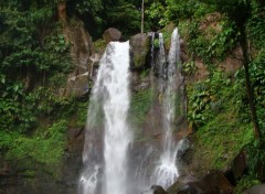 Fonds d'cran Nature La Troisime Chute du Carbets Gwada