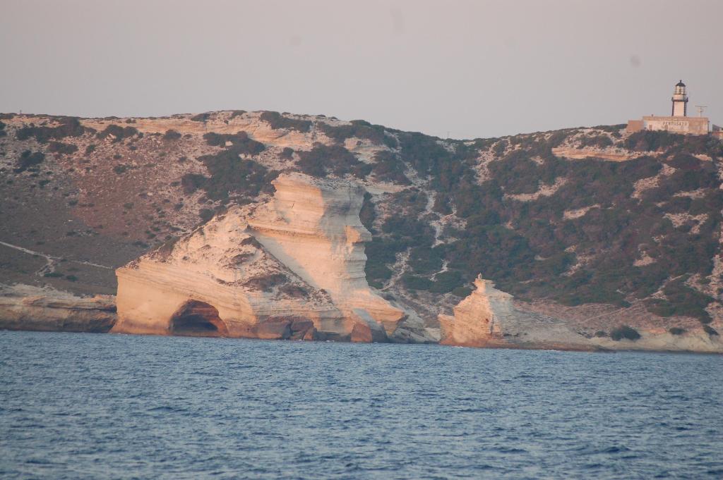 Fonds d'cran Nature Falaises corse