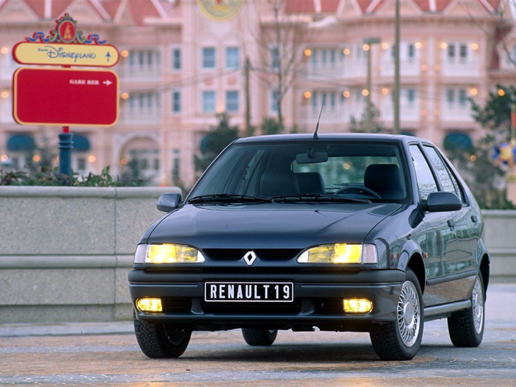 Wallpapers Cars Renault Renault 19 Baccara (1994)