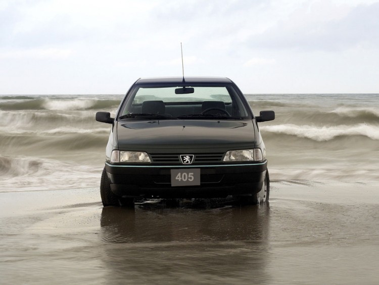 Fonds d'cran Voitures Peugeot Peugeot 405 (Iran)