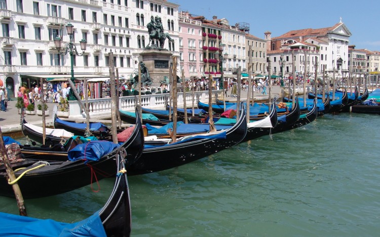 Wallpapers Trips : Europ Italy Venise gondoles