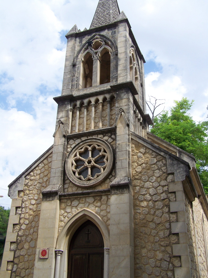 Fonds d'cran Constructions et architecture Edifices Religieux Egise de Valensole