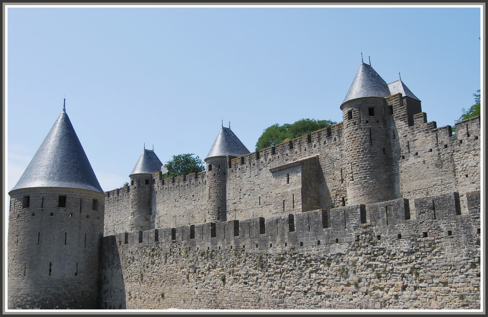 Fonds d'cran Constructions et architecture Chteaux - Palais Les remparts de Carcassonne