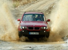 Fonds d'cran Voitures Bmw X3 (2005)