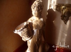 Wallpapers Objects et le soleil claira cette magnifique statue