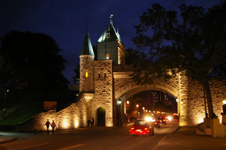 Fonds d'cran Voyages : Amrique du nord Canada > Qubec La Porte Saint Louis