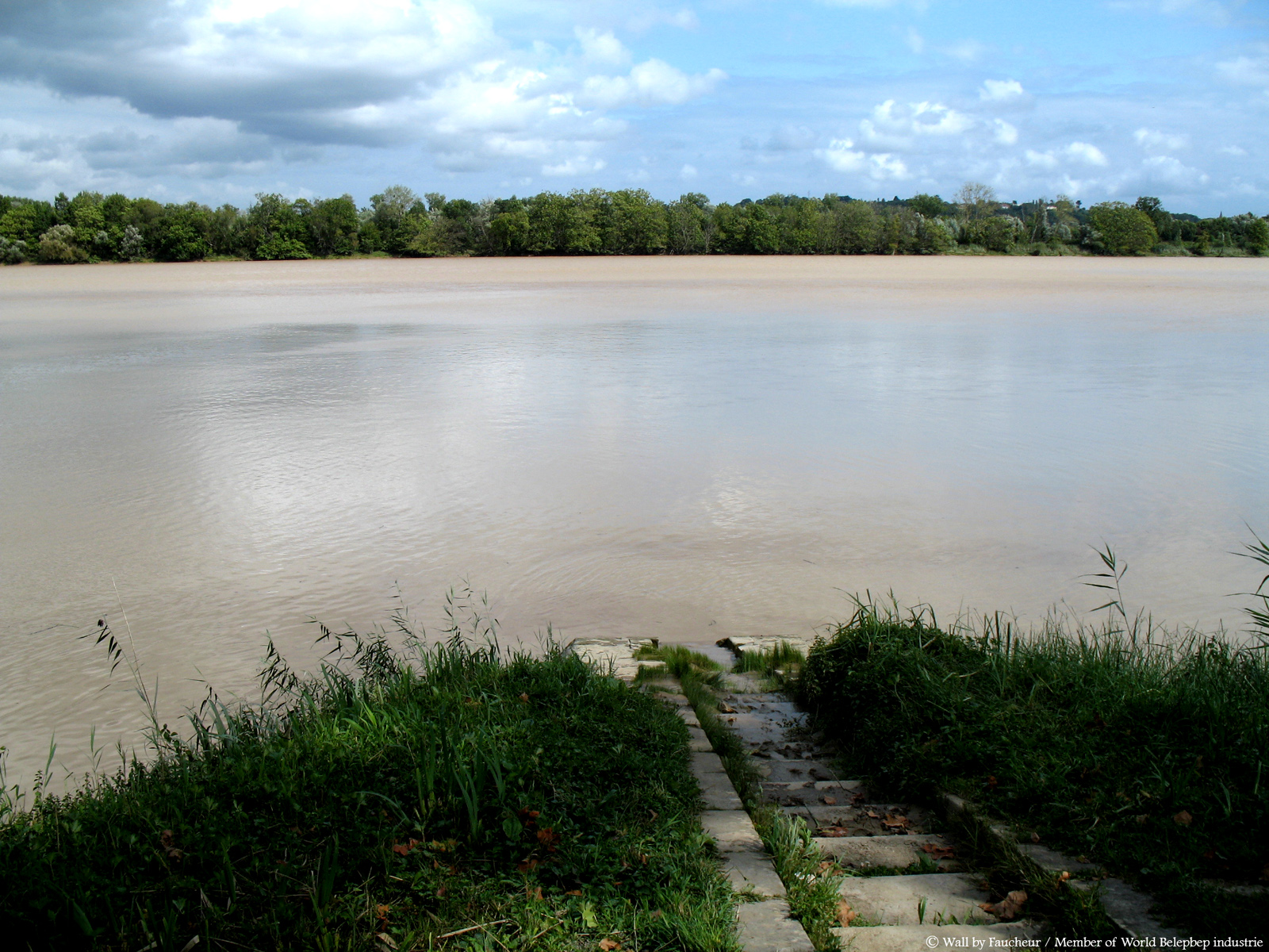 Wallpapers Nature Rivers - Torrents fleuve garonne