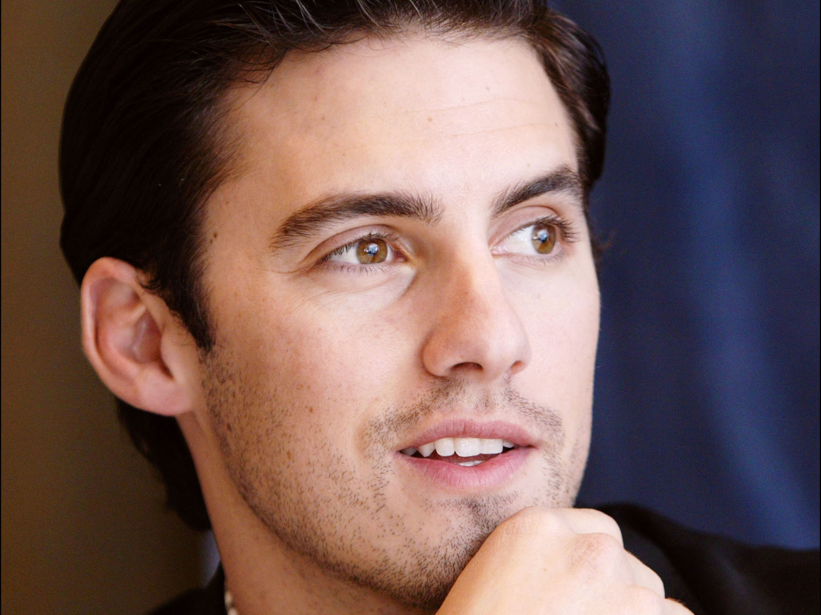 Fonds d'cran Clbrits Homme Milo Ventimiglia 