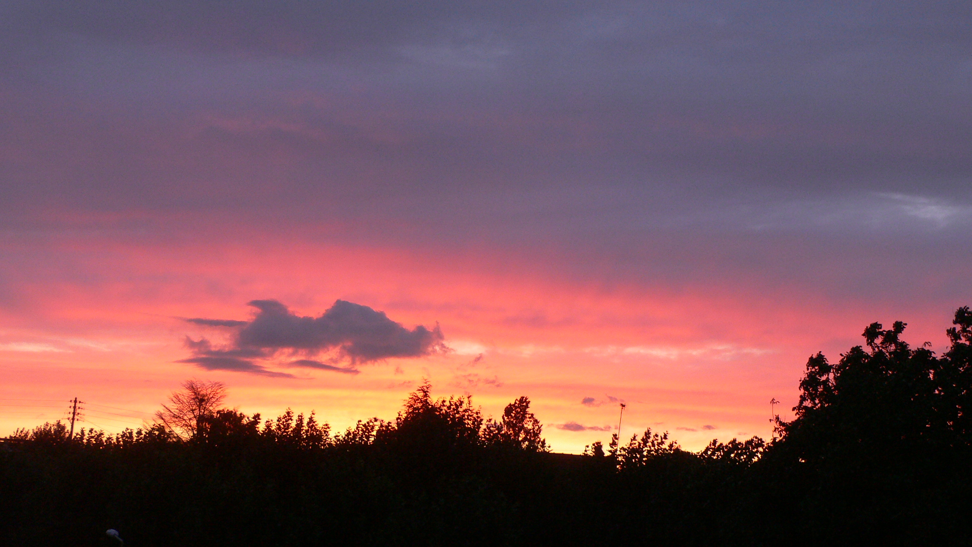 Fonds d'cran Nature Couchers et levers de Soleil Majest d'un coucher de soleil