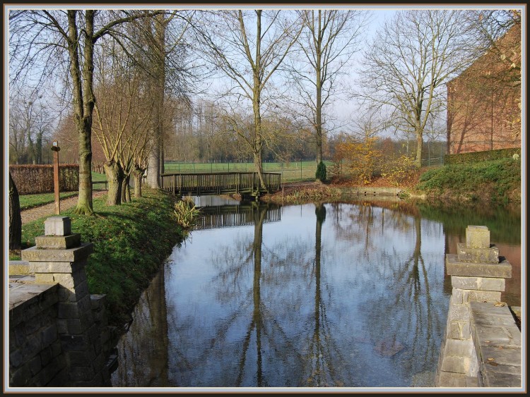 Fonds d'cran Nature Fleuves - Rivires - Torrents La source de la Somme