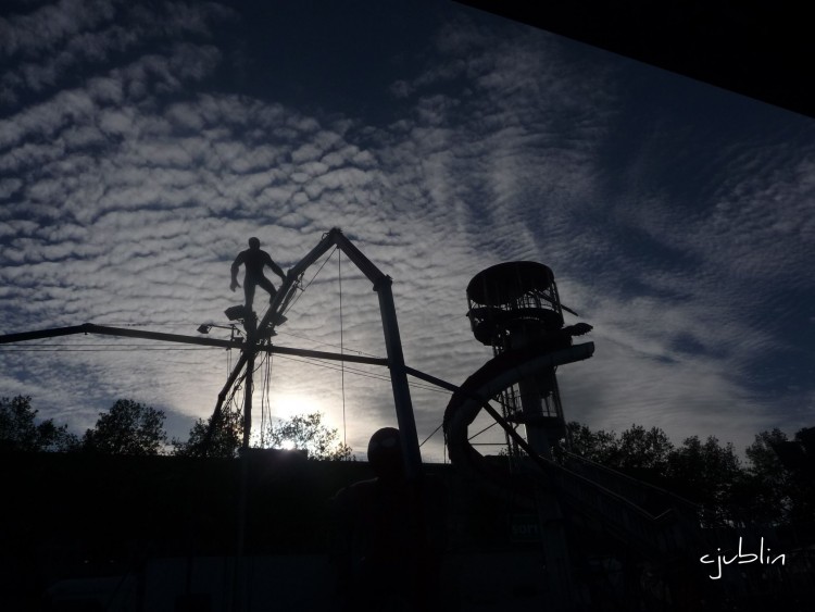 Wallpapers Nature Skies - Clouds Un homme dans la lumire