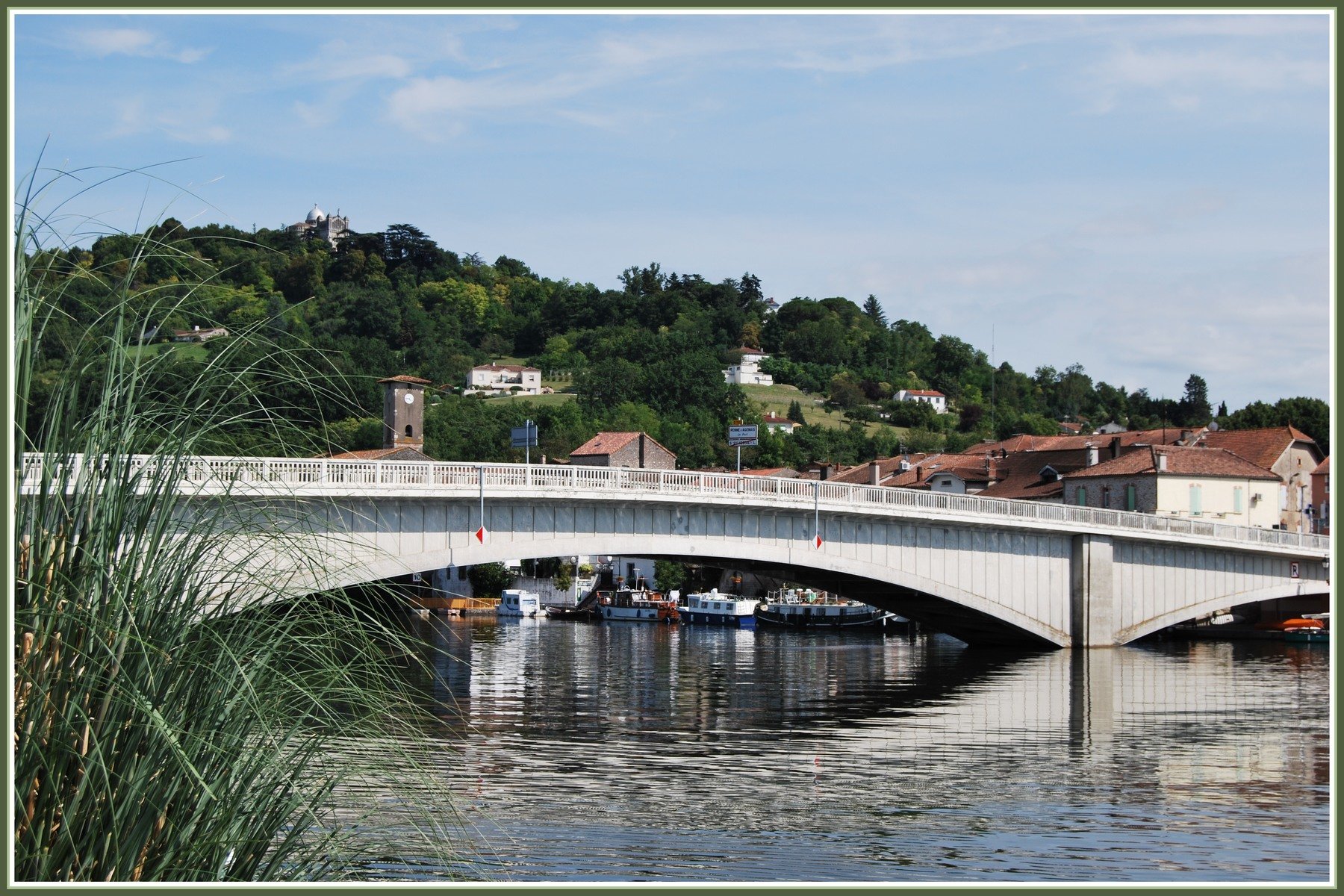 Fonds d'cran Nature Fleuves - Rivires - Torrents Pont sur le Lot  Saint-Sylvestre (47)