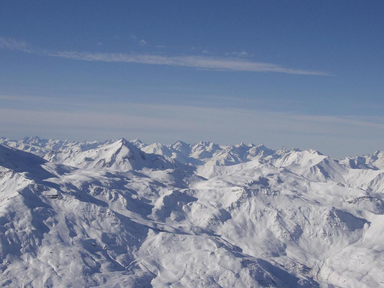 Fonds d'cran Nature Montagnes vu des piste  de ski des mnuires (france, 73 savoie )