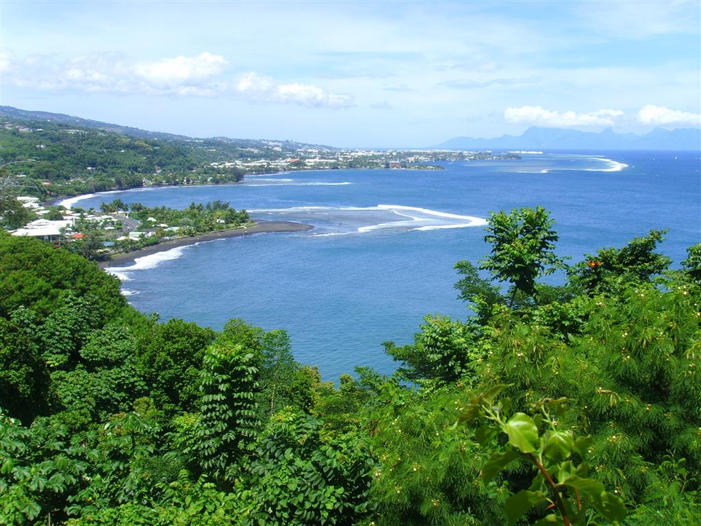 Fonds d'cran Voyages : Ocanie Tahiti Vue sur Papeete