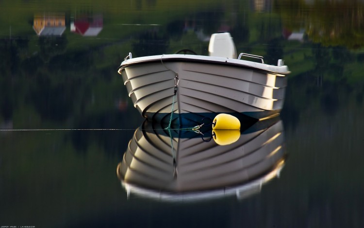 Fonds d'cran Bateaux Barques - Pirogues Reflet de barque