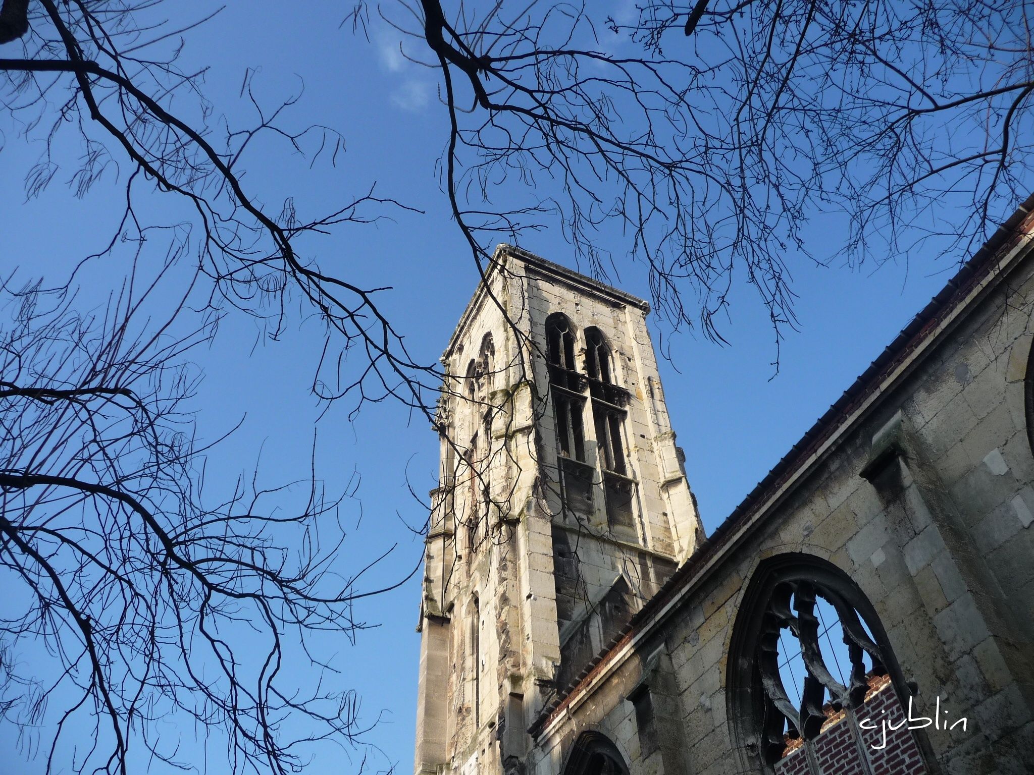 Wallpapers Constructions and architecture Religious Buildings ils chatouillent la tour