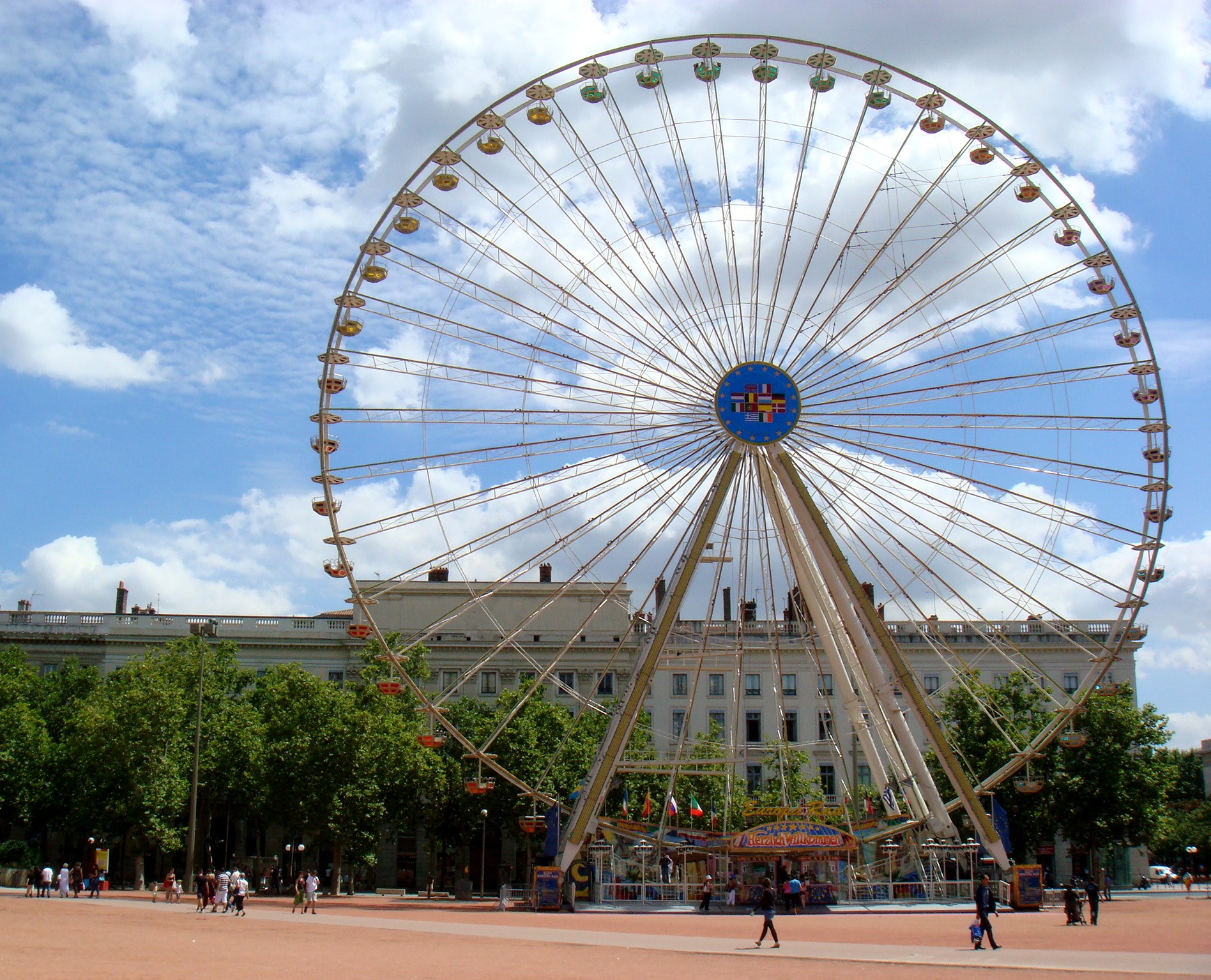 Wallpapers Constructions and architecture Amusement Parks > Funfairs Grande roue