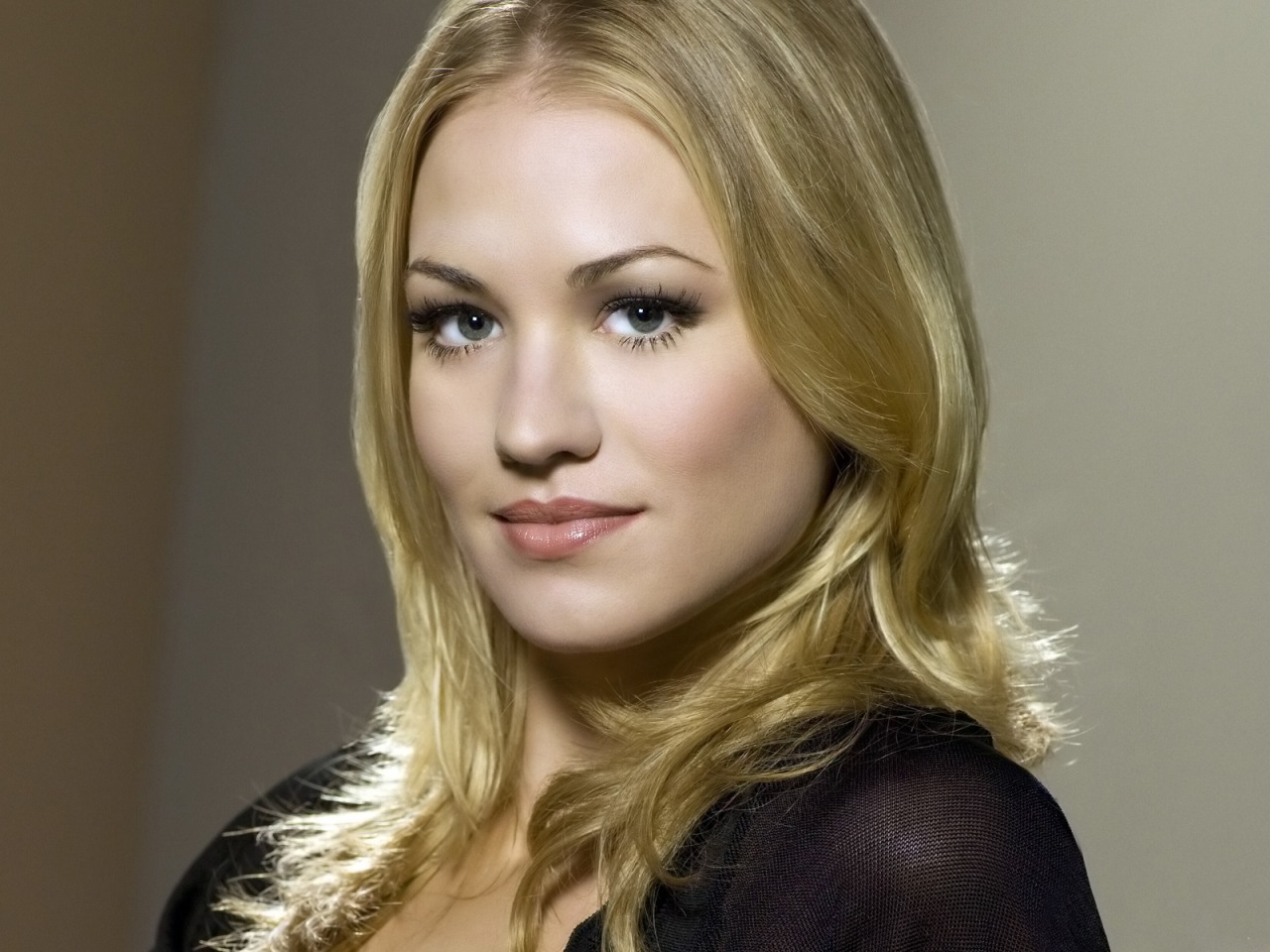 Wallpapers Celebrities Women Yvonne Strahovski 