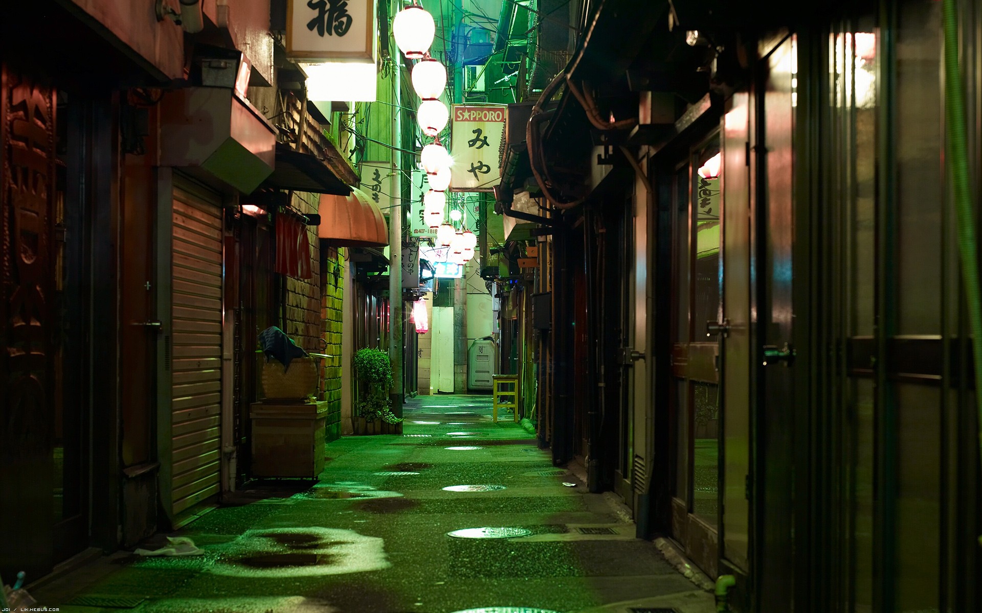 Fonds d'cran Voyages : Asie Japon Ruelle sous les lampions