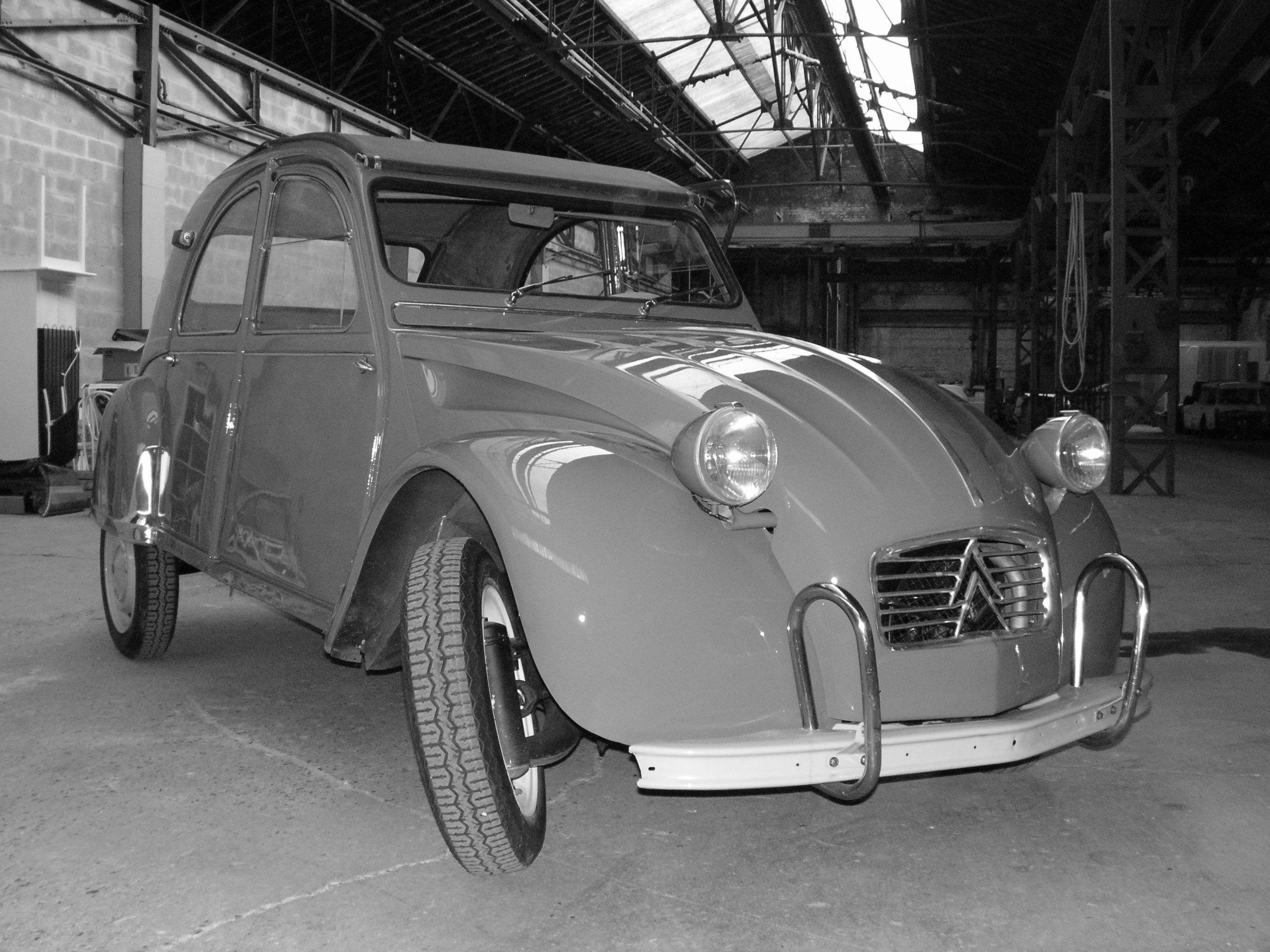 Fonds d'cran Voitures Citron 2cv NB