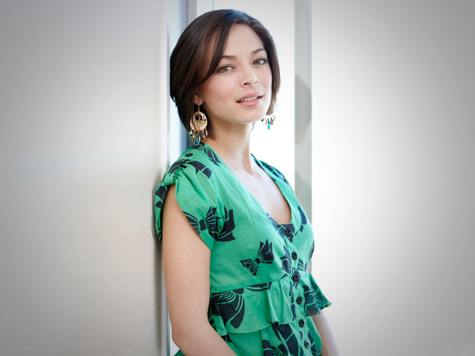 Wallpapers Celebrities Women Kristin Kreuk 