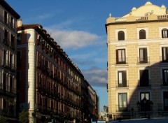 Fonds d'cran Constructions et architecture Des lumires et des ombres dans le soir. Madrid