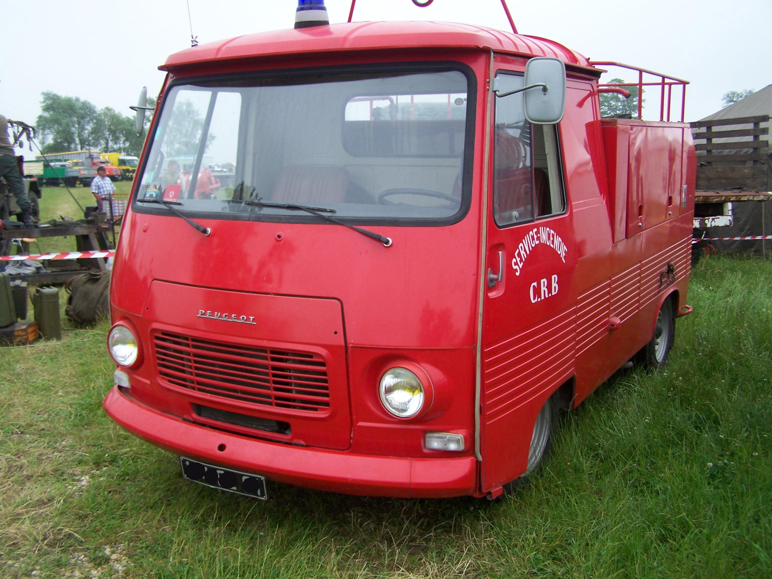 Fonds d'cran Hommes - Evnements Pompiers - Incendies Peugeot J7